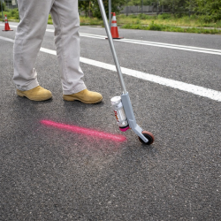 SOPPEC markeringsh�ndtag med hjul til opm�rkningsspray