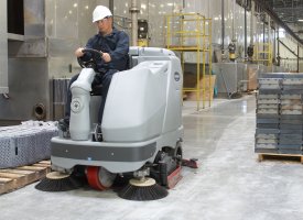 Rengringsmaskiner og tilbehr